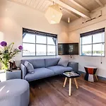 Hotel apartamentowy Numa The Crane 4*