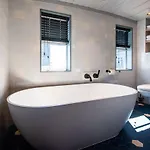 Numa The Crane Hotel apartamentowy 4*