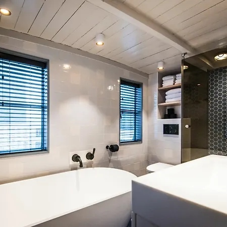 Numa The Crane Apartmanhotel